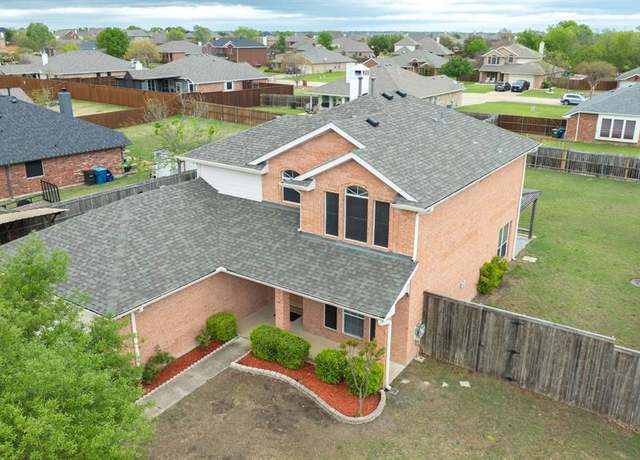 Property at 2760 Stoney Hollow Ln, Rockwall, TX 75087, 3 beds, 2.5 baths