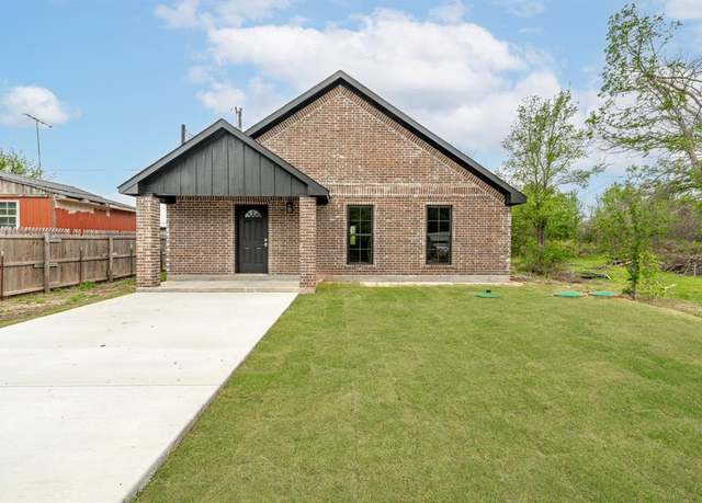 Property at 4222 Terri Lee Ln, Granbury, TX 76048, 3 beds, 1 bath
