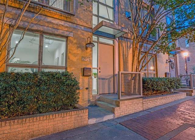 Property at 2925 State St, Dallas, TX 75204, 2 beds, 2.5 baths