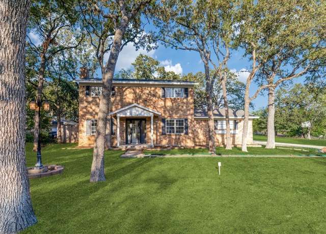Property at 1116 Shady Ln N, Keller, TX 76248, 3 beds, 2 baths