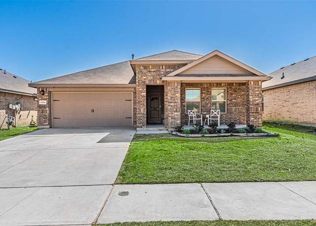Property at 1133 Loomis Trl, Justin, TX 76247, 4 beds, 2 baths