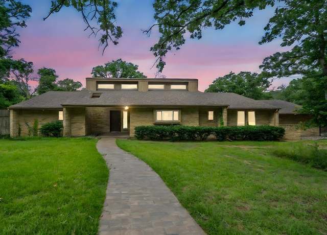 Property at 4524 Coyote Pt, Denton, TX 76208, 3 beds, 2.5 baths