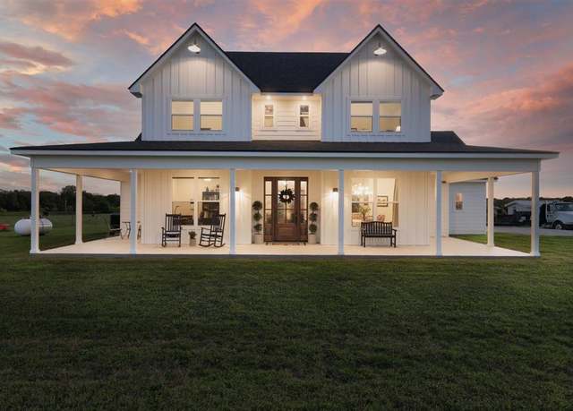 Property at 211 Knust Cir, Gholson, TX 76705, 4 beds, 2.5 baths