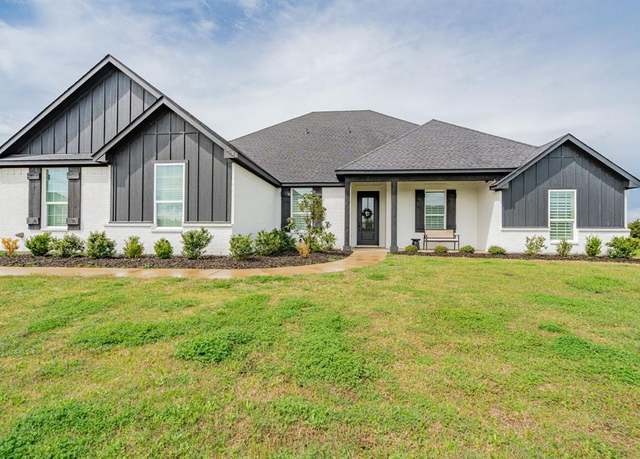 Property at 3586 Zayne Ln, Caddo Mills, TX 75402, 4 beds, 2.5 baths