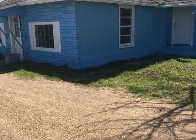 Property at 9820 E Highway 175, Kemp, TX 75143, 3 beds, 1 bath