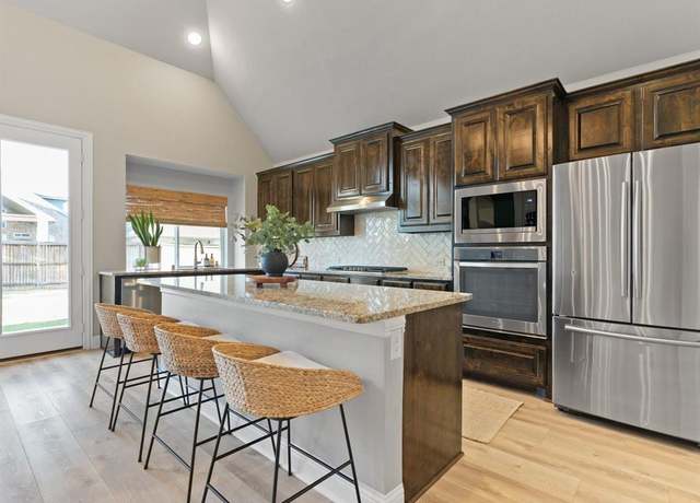 Property at 1508 Barrier Island Dr, Aubrey, TX 76227, 4 beds, 3 baths