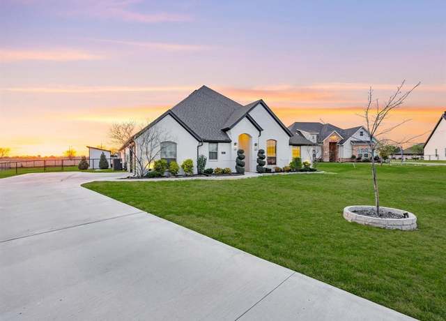 Property at 1314 Oliver Creek Ln, Justin, TX 76247, 4 beds, 2 baths