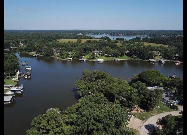 Property at 114 Navarro Dr, Mabank, TX 75156
