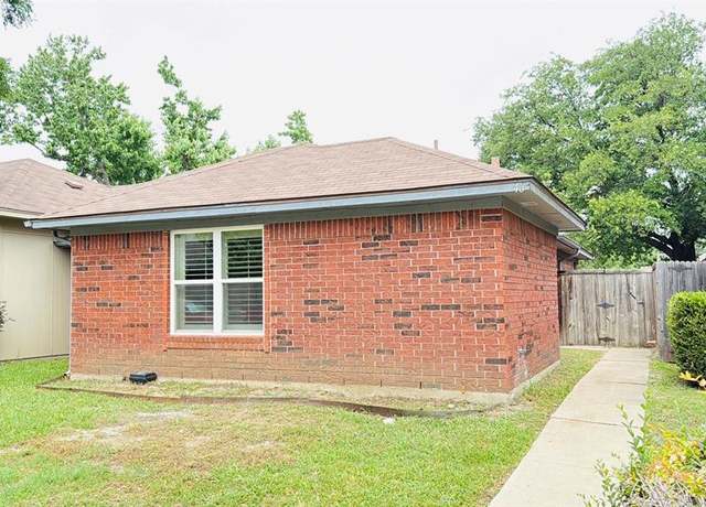 Property at 484 Grace Ln, Coppell, TX 75019, 3 beds, 2 baths