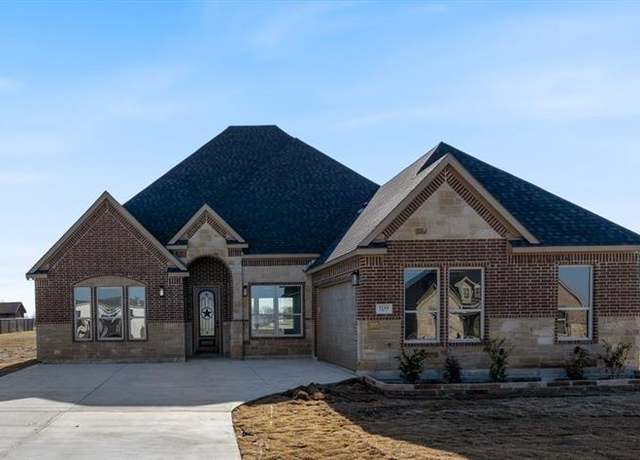Property at 5144 Holly St, Crandall, TX 75114, 4 beds, 4 baths