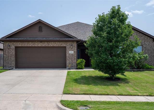 Property at 4905 Lakepark Dr, Sanger, TX 76266, 4 beds, 2.5 baths