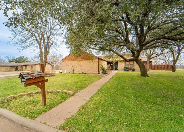 Property at 2601 Sha Ln, Breckenridge, TX 76424, 3 beds, 3 baths