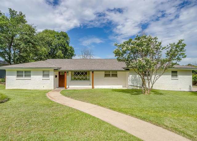 Property at 5532 Wonder Dr, Fort Worth, TX 76133, 3 beds, 2 baths