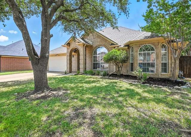 Property at 6740 Old Mill Ct, North Richland Hills, TX 76182, 3 beds, 2 baths