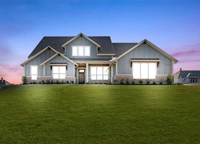 Property at 216 Carly Ln, Van Alstyne, TX 75495, 4 beds, 3 baths