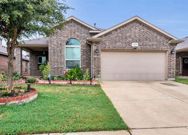 Property at 1832 Velarde Rd, Fort Worth, TX 76131, 4 beds, 2 baths