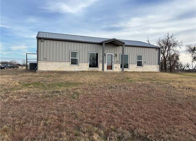 Property at 13068 Spring Valley Hwy, Moody, TX 76557, 2 beds, 1.5 baths