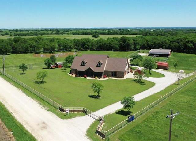 Property at 510 County Road 247, Valley View, TX 76272, 4 beds, 3.5 baths
