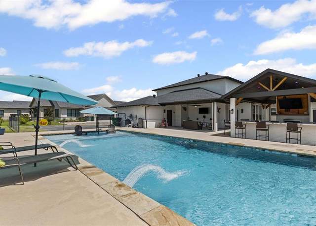 Property at 1013 Lady Amber Ct, Granbury, TX 76049, 4 beds, 3.5 baths