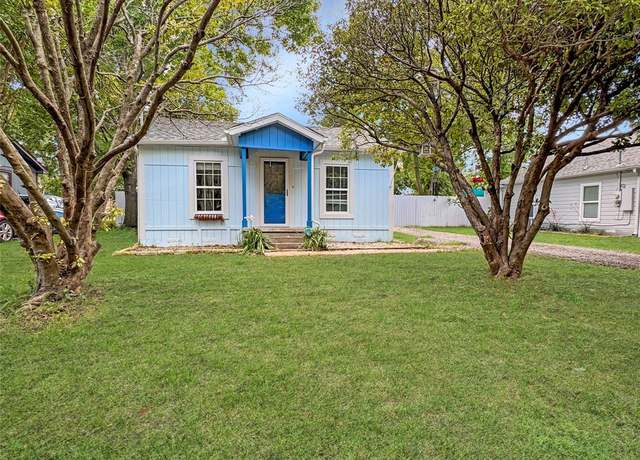 Property at 604 S Maple St, Howe, TX 75459, 2 beds, 1 bath