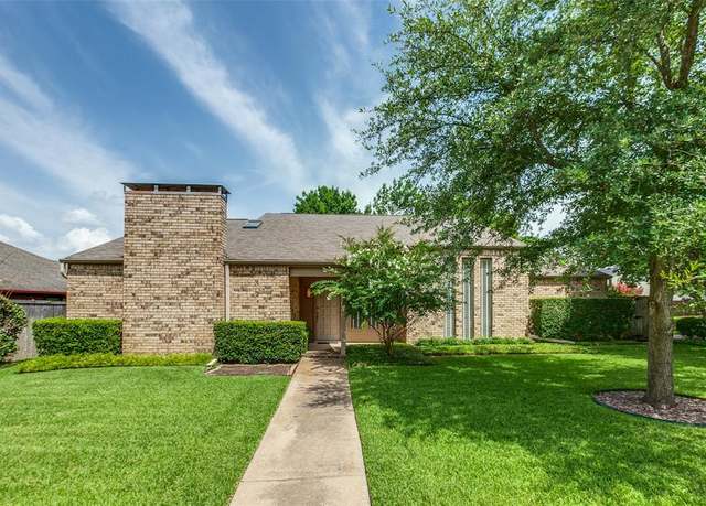 Property at 8039 Abramshire Ave, Dallas, TX 75231, 4 beds, 3 baths
