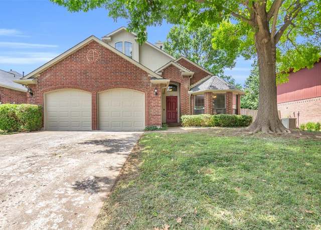 Property at 820 Clinton Dr, Plano, TX 75075, 3 beds, 2 baths
