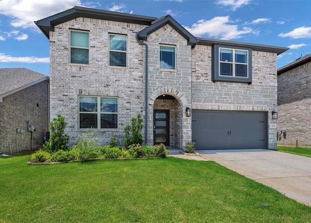Property at 1500 Laurel Ave, Aubrey, TX 76227, 5 beds, 3.5 baths