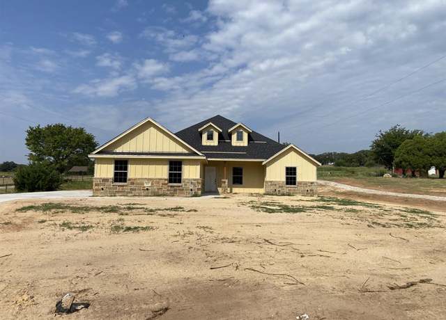 Property at 2632 North Cardinal Rd, Reno, TX 76020, 4 beds, 2 baths