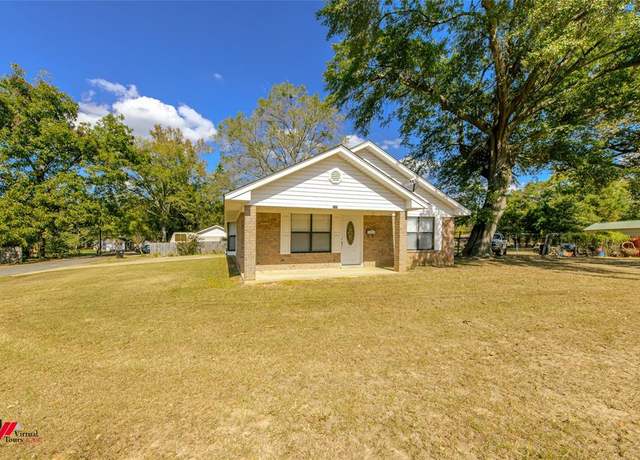 Property at 700 Reynolds St, Springhill, LA 71075, 2 beds, 2 baths