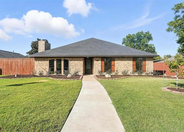 Property at 1402 Country Ln, Allen, TX 75002, 4 beds, 2 baths