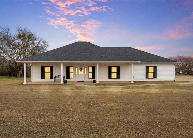 Property at 11254 Stampede Rd, Moody, TX 76557, 3 beds, 2 baths