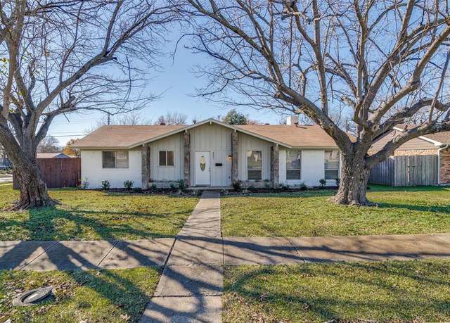 Property at 4801 Stallcup Dr, Mesquite, TX 75150, 3 beds, 2 baths