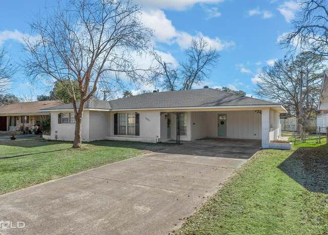 Property at 1321 E Washington St, Shreveport, LA 71104, 3 beds, 2 baths