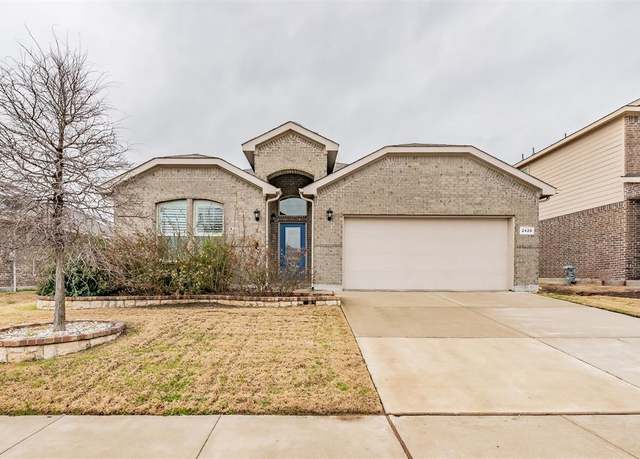 Property at 2420 Red Draw Rd, Fort Worth, TX 76177, 4 beds, 2.5 baths