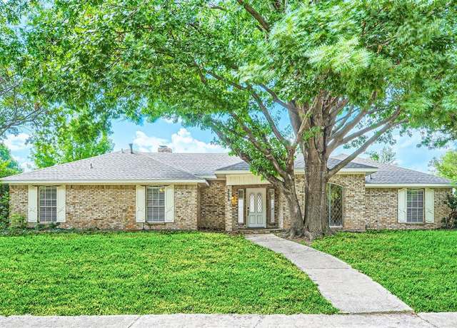 Property at 2908 Newport Cir, Plano, TX 75075, 4 beds, 3 baths