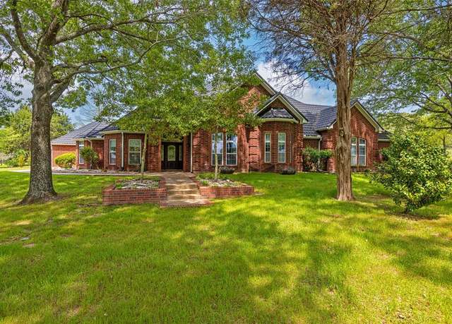 Property at 4390 Stonebridge, Athens, TX 75751, 4 beds, 3.5 baths