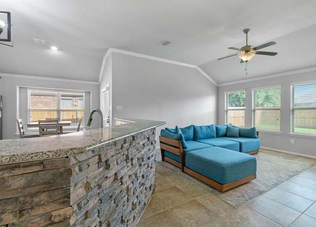 Property at 4130 Gaillardia Way, Forney, TX 75126, 4 beds, 2 baths