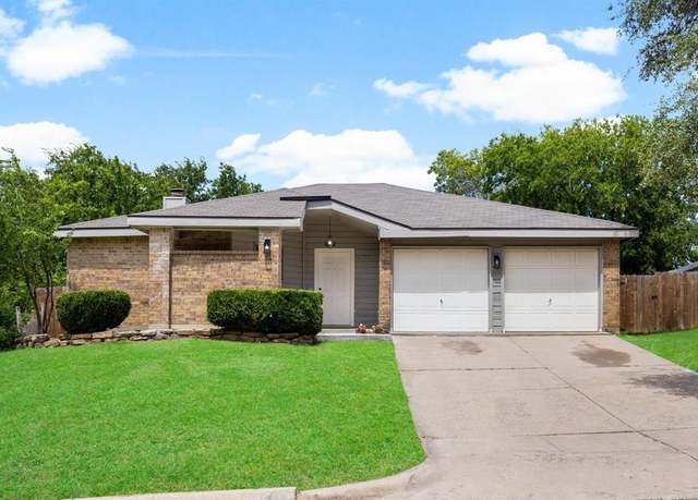 Property at 6325 Brookhaven Trl, Fort Worth, TX 76133, 3 beds, 2 baths