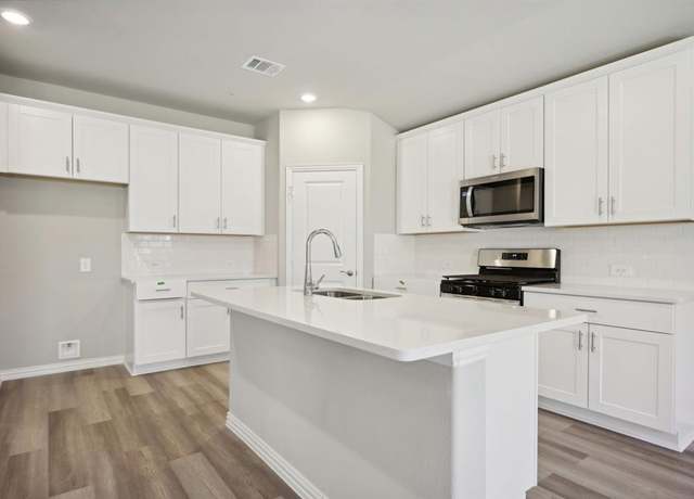 Property at 1349 Los Olmos Ln, Crandall, TX 75114, 3 beds, 2 baths