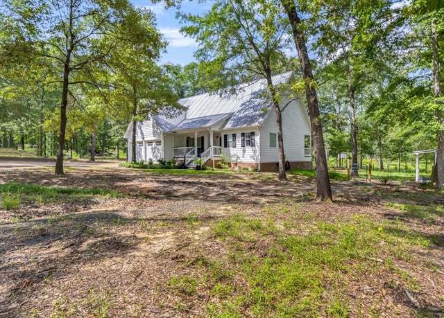 Property at 14274 County Road 426, Lindale, TX 75771, 4 beds, 2.5 baths