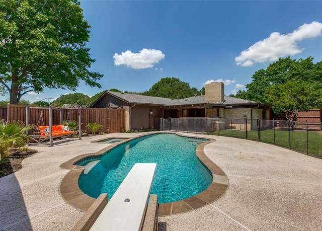 Property at 1902 Vassar Dr, Richardson, TX 75081, 3 beds, 2 baths