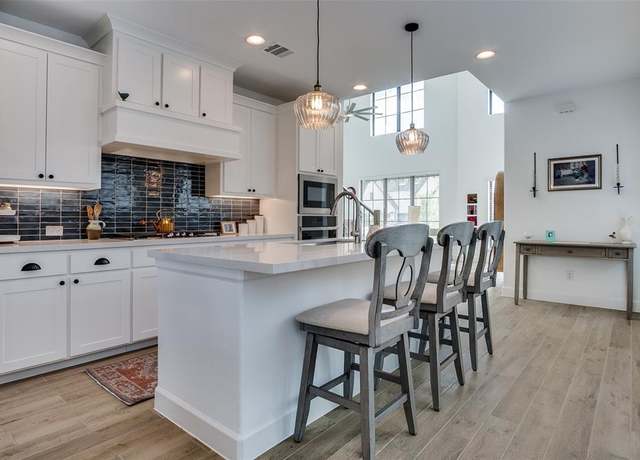 Property at 2128 Eastleigh Dr, Fort Worth, TX 76008, 3 beds, 2.5 baths