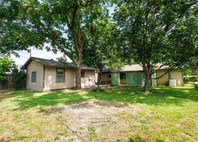 Property at 610 Greencove Dr, Garland, TX 75040, 3 beds, 1.5 baths