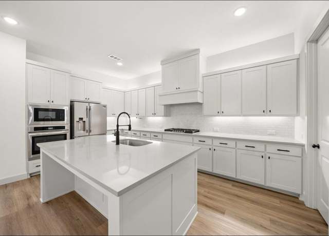 Property at 9449 Keep St, Frisco, TX 75035, 4 beds, 3.5 baths