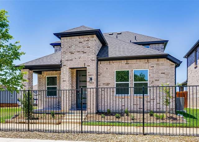 Property at 1120 Saltbrush Mews, Celina, TX 75009, 3 beds, 2.5 baths