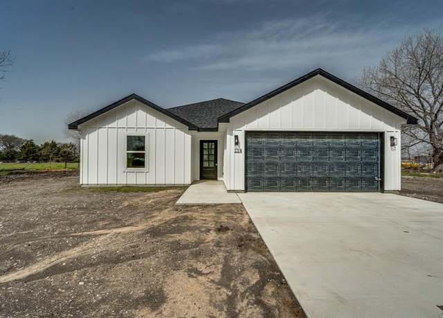 Property at 114 Hurst Cir, Ferris, TX 75125, 3 beds, 2 baths