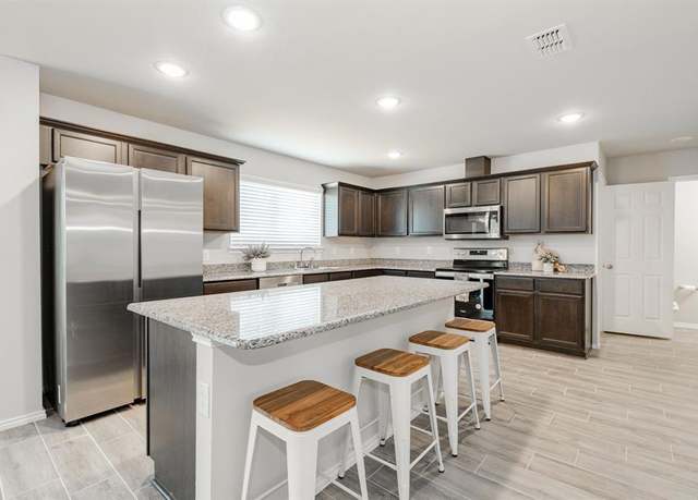 Property at 103 Rock Creek Ln, Terrell, TX 75160, 3 beds, 2.5 baths