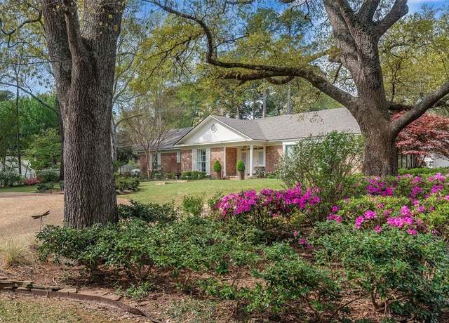 Property at 7112 E Ridge Dr, Shreveport, LA 71106, 3 beds, 2.5 baths