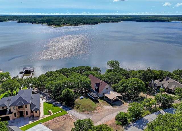 Property at 564 Storey Rd, Nocona, TX 76255, 3 beds, 2 baths