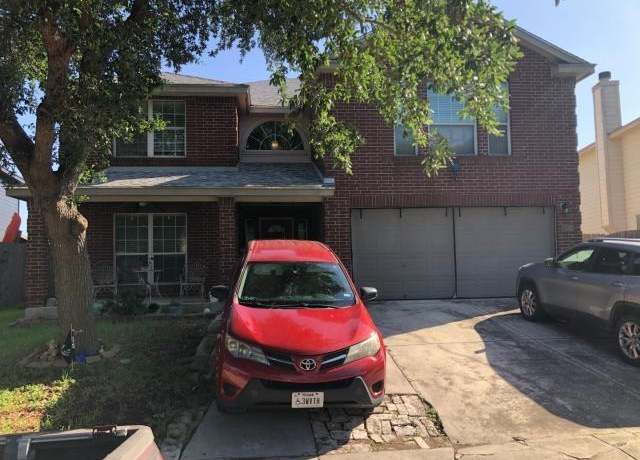 Property at 2542 Dove Crossing Dr, New Braunfels, TX 78130, 4 beds, 2.5 baths